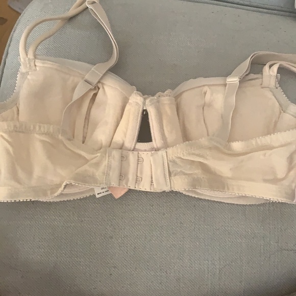 Jezebel bra-like new - Picture 4 of 5